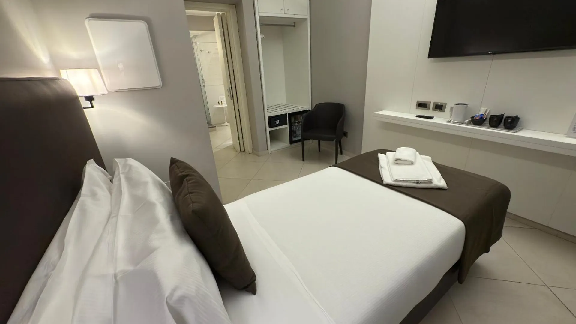 בית הארחה Etnea Style Catania Luxury Rooms